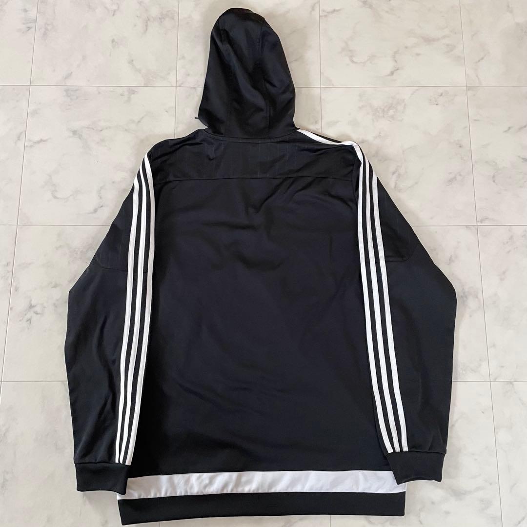 【美品】adidas サッカークラブロゴ入り 長袖パーカー Lサイズ ブラック