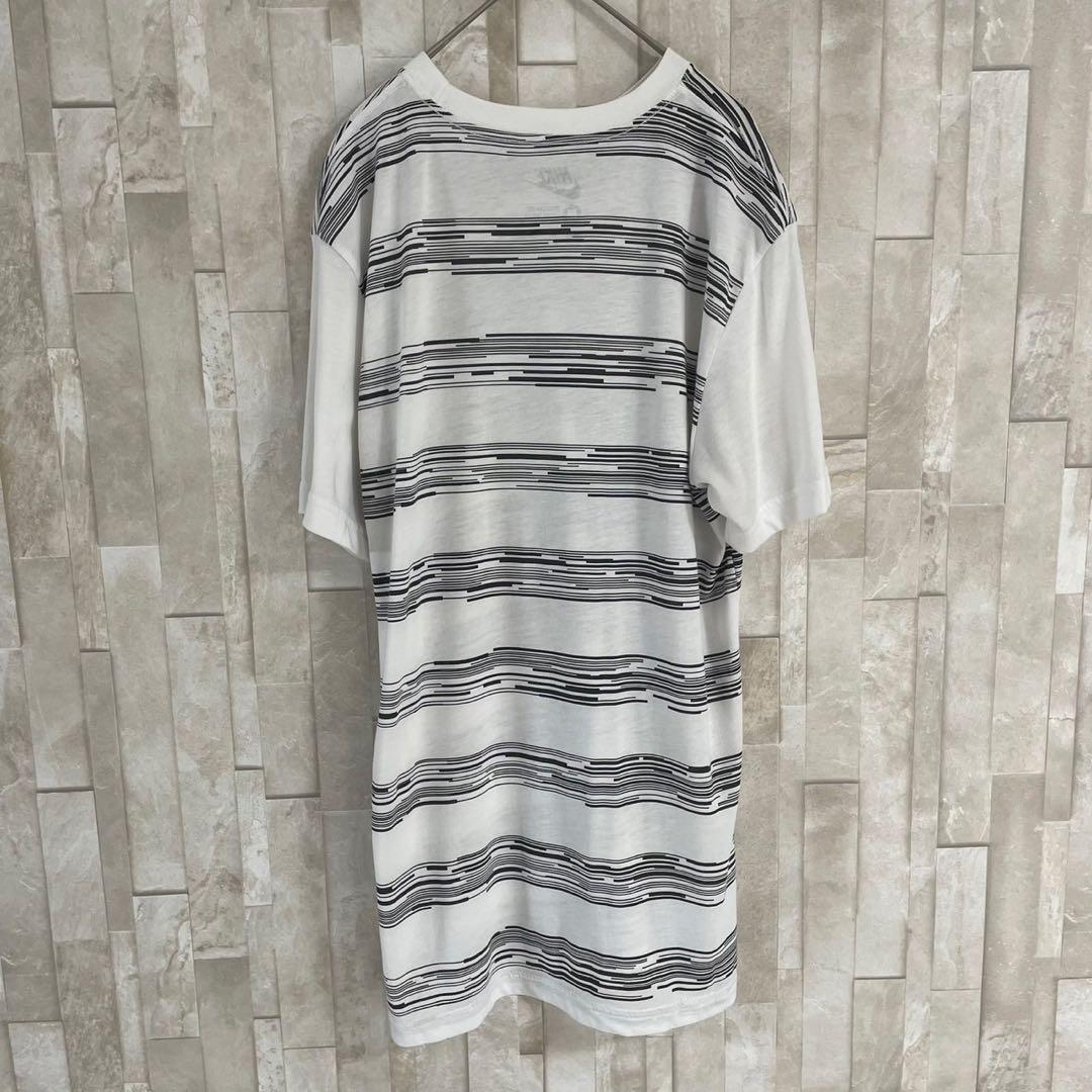 【美品】古着 NIKE 半袖Tシャツ Mサイズ ホワイト ボーダー柄