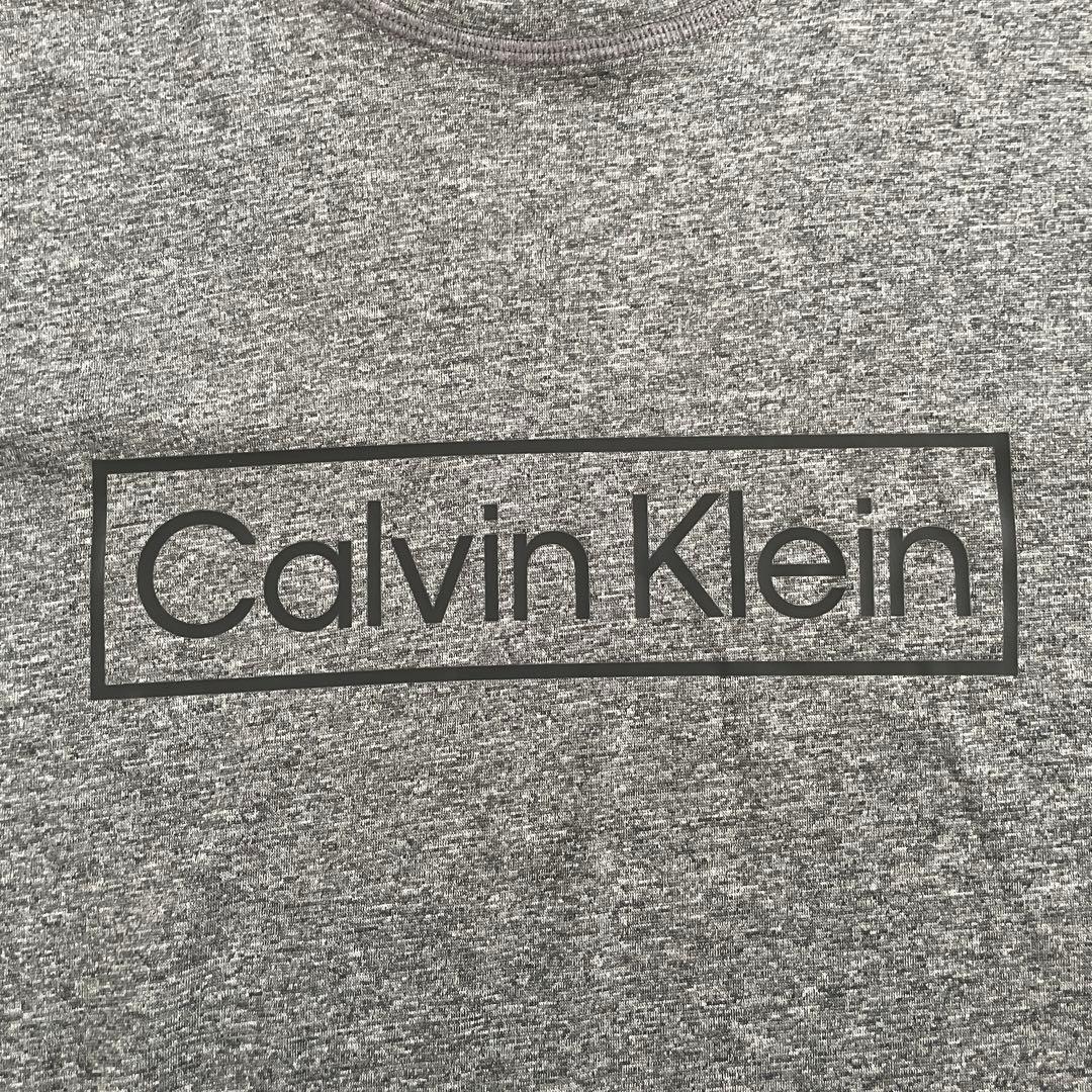 【新品未使用タグ付】Calvin Klein Swimwear Tシャツ S
