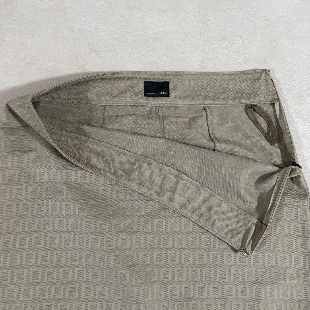 【美品】FENDI 膝丈タイトスカート ズッカ柄 イタリア製 42 ベージュ