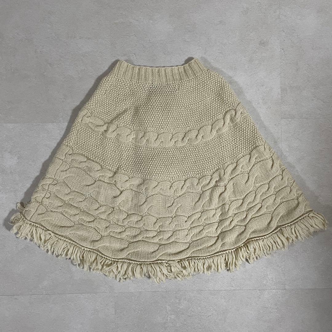 【美品】FORSTE ポンチョ ニット トグルボタン サイズ02 アイボリー