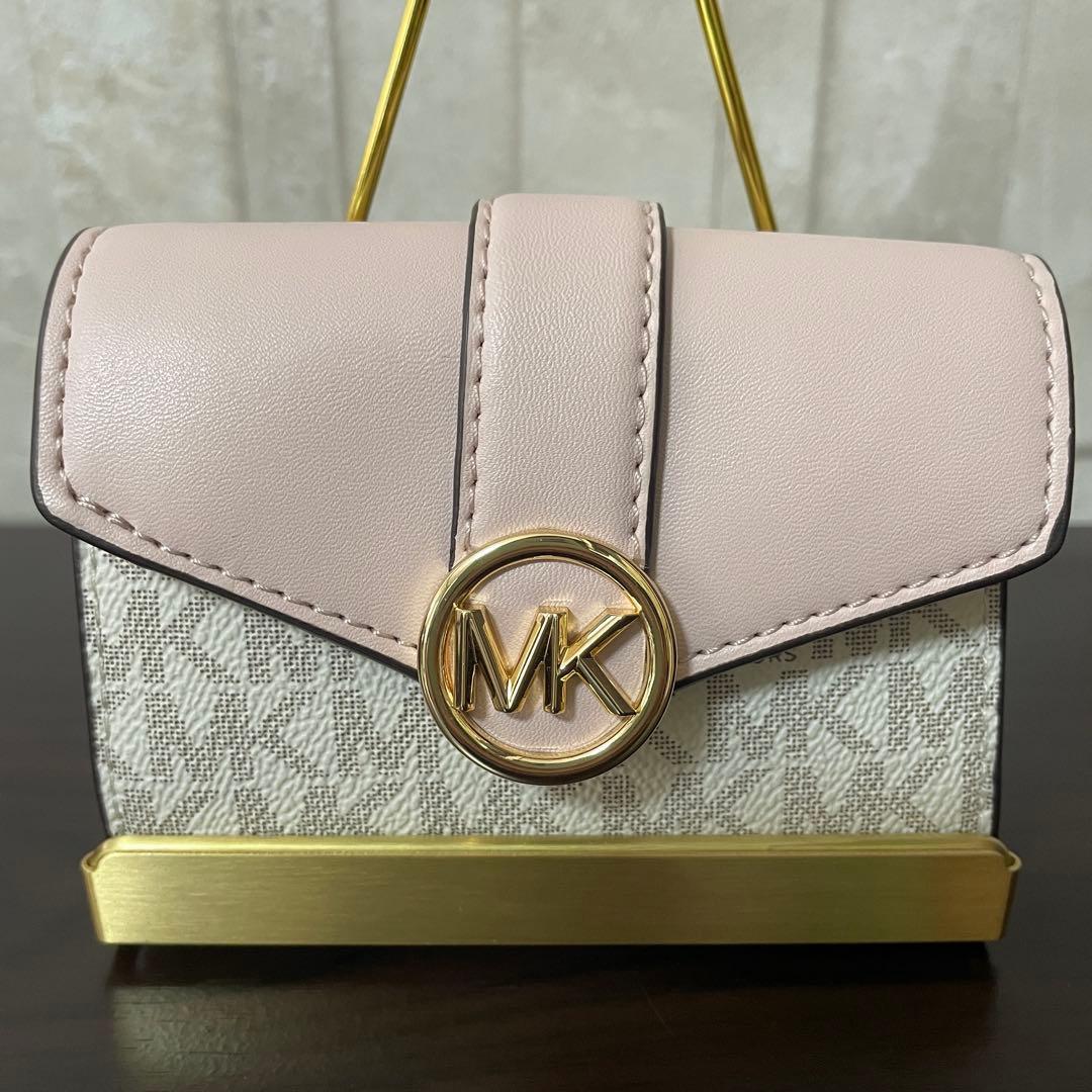 訳あり新品 MICHAEL KORS 三つ折り財布 シグネチャー柄