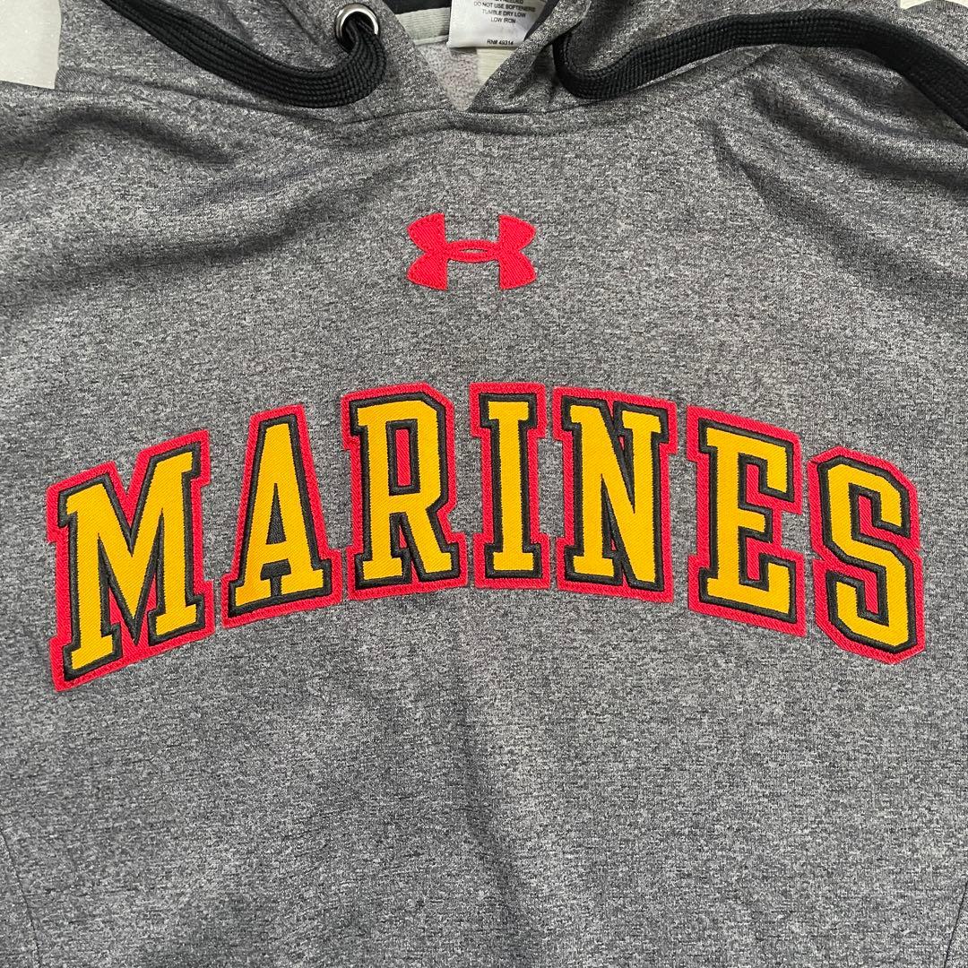 【美品】UNDER ARMOUR MARINES プルオーバー パーカー L