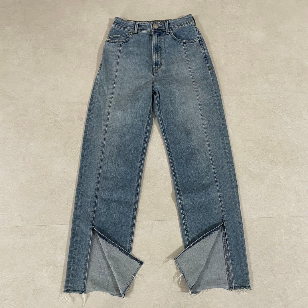 【美品】YANUK デニムパンツ フリンジ裾 スリット ロゴボタン サイズS