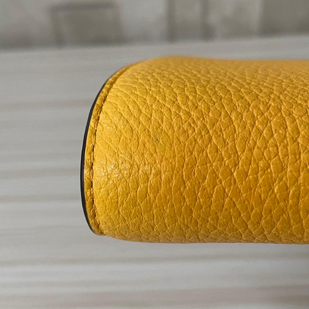 訳あり新品 kate spade 二つ折り財布 イエロー