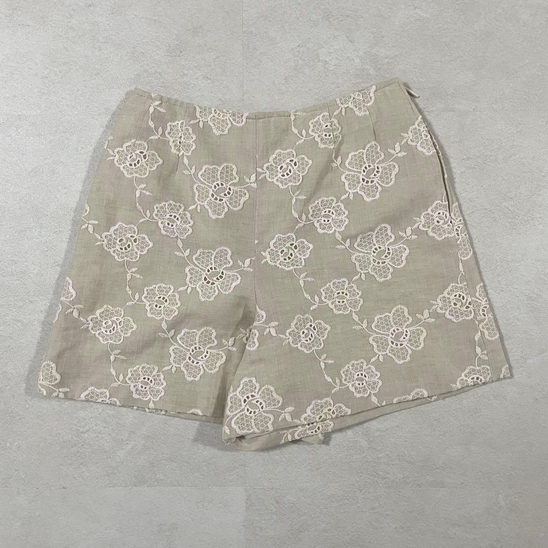 【美品】René ハーフパンツ 花柄刺繍 日本製 サイズ34 ベージュ