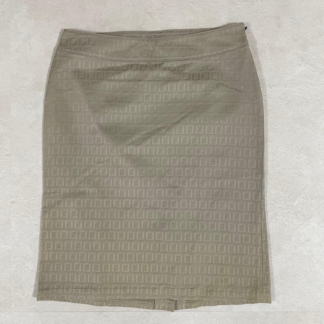 【美品】FENDI 膝丈タイトスカート ズッカ柄 イタリア製 42 ベージュ