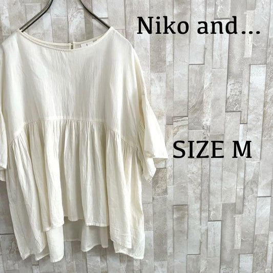 古着 Niko and... 半袖ブラウス フリル Mサイズ アイボリー