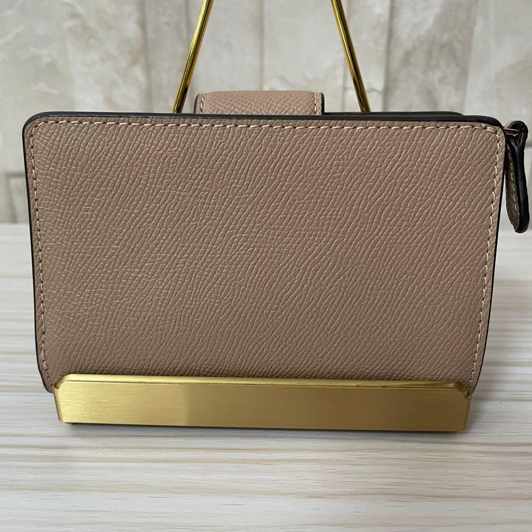 訳あり新品 COACH 二つ折り財布 ベージュ系