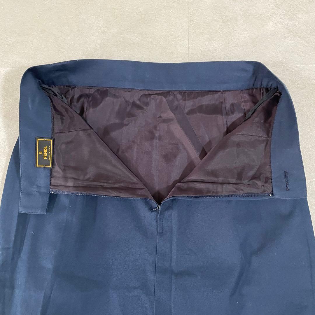 【美品】 FENDI 膝丈タイトスカート イタリア製 サイズ42 ネイビー
