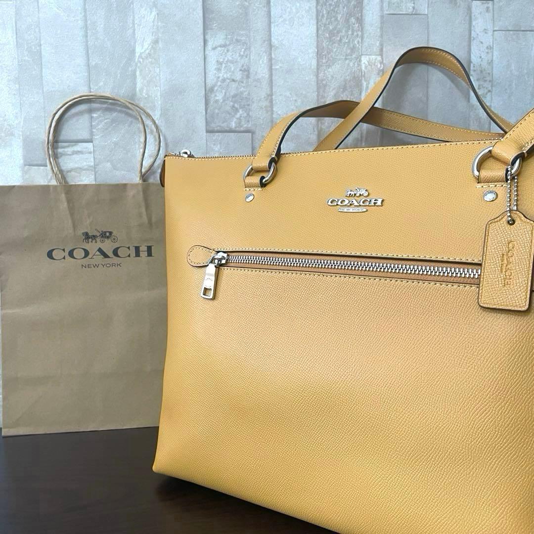 訳あり新品 COACH トートバッグ ハニカム/イエロー