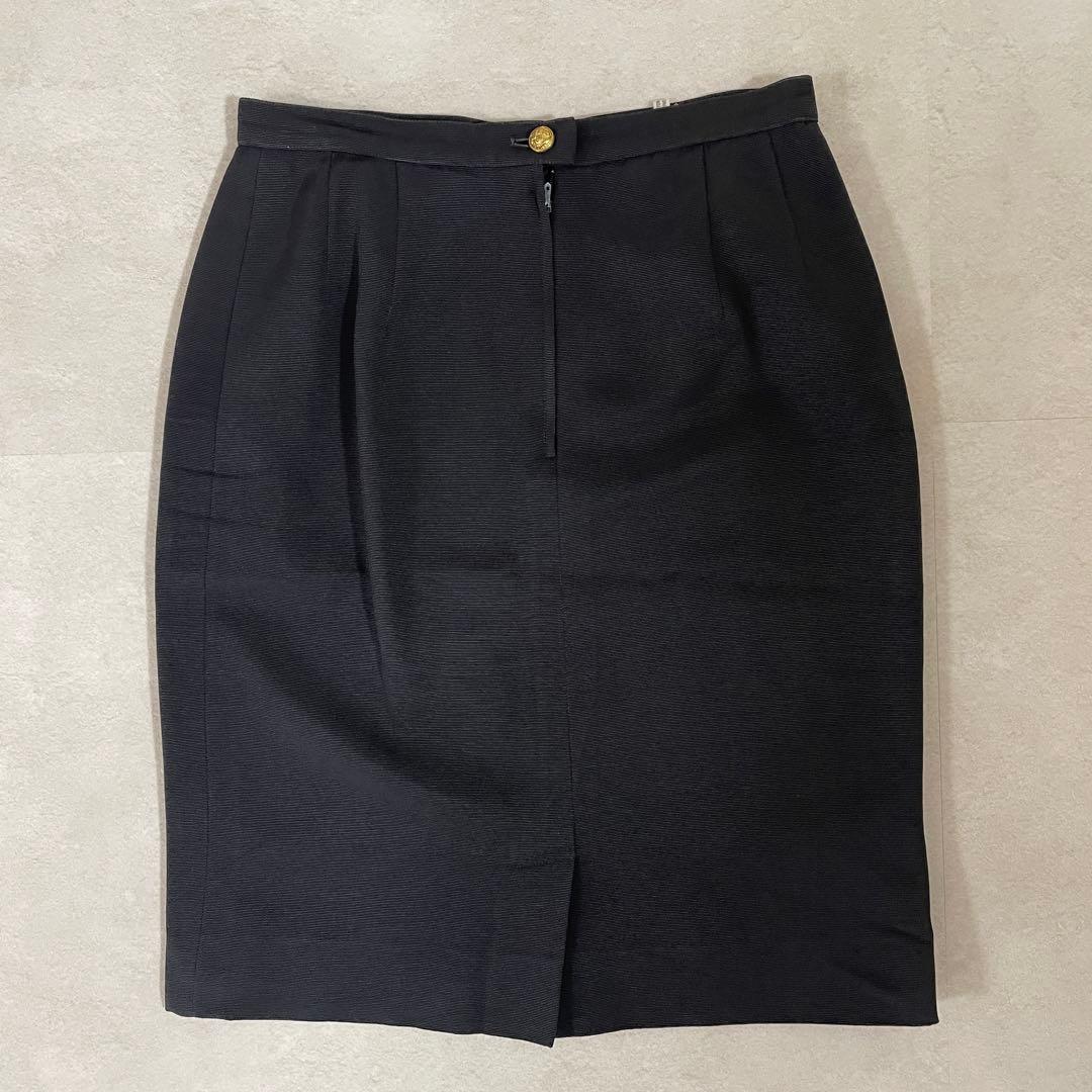 古着 Salvatore Ferragamo 膝丈スカート ツータック 黒