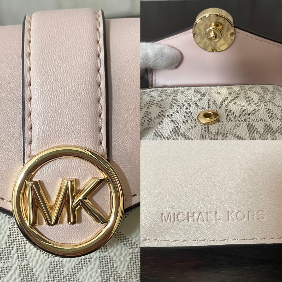 訳あり新品 MICHAEL KORS 三つ折り財布 シグネチャー柄