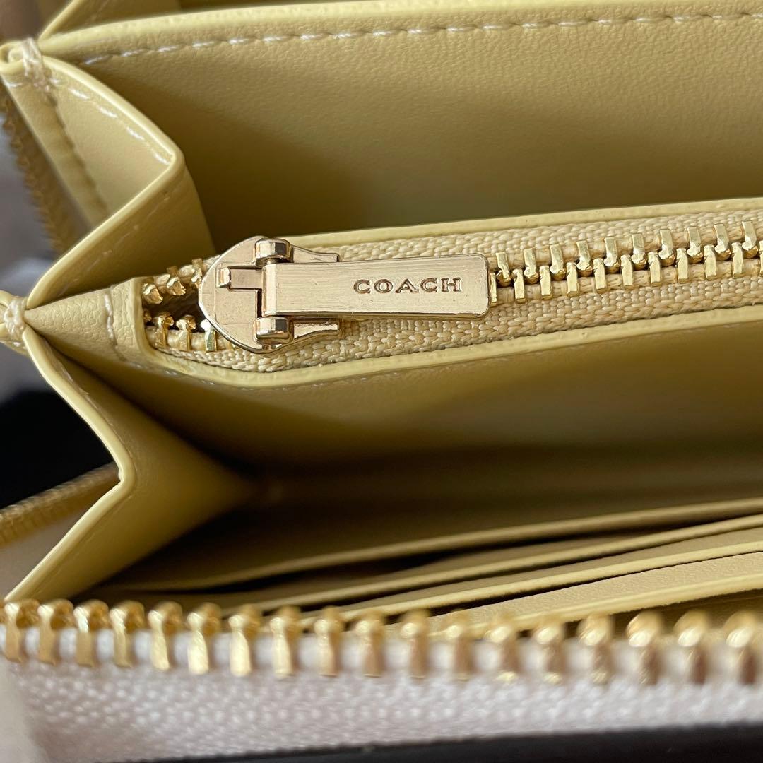 訳あり新品 COACH 長財布 ホース＆キャリッジ柄 ホワイト系