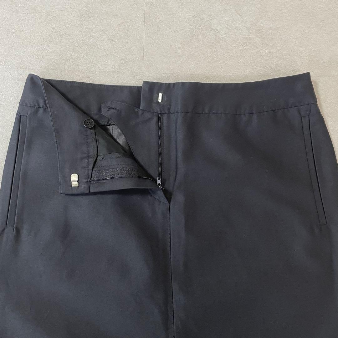 【美品】FENDI ひざ丈スカート イタリア製 サイズ40 ブラック 薄手