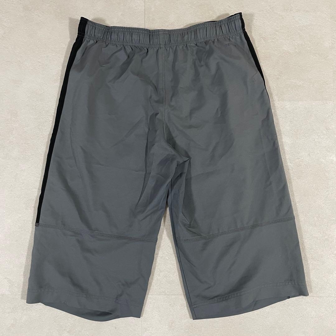 【美品】NIKE ハーフパンツ ロゴプリント サイズL グレー