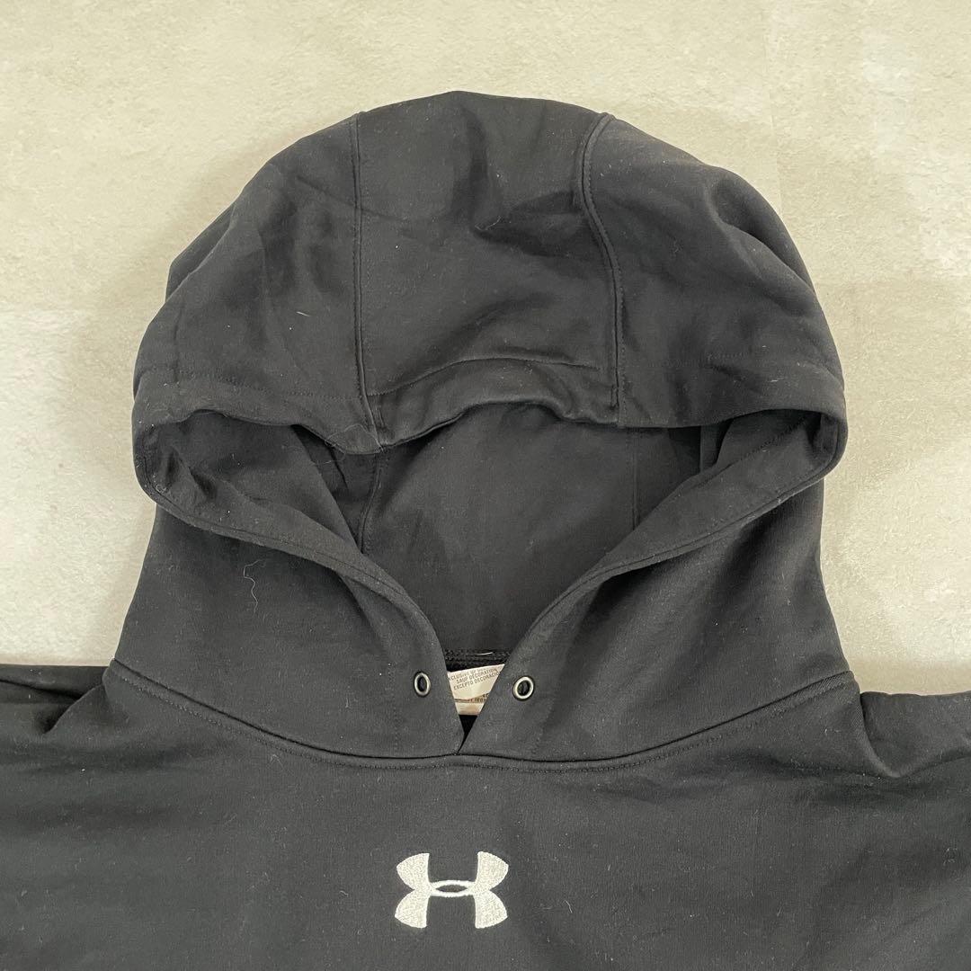 古着 UNDER ARMOR プルオーバーパーカー サイズXL ブラック