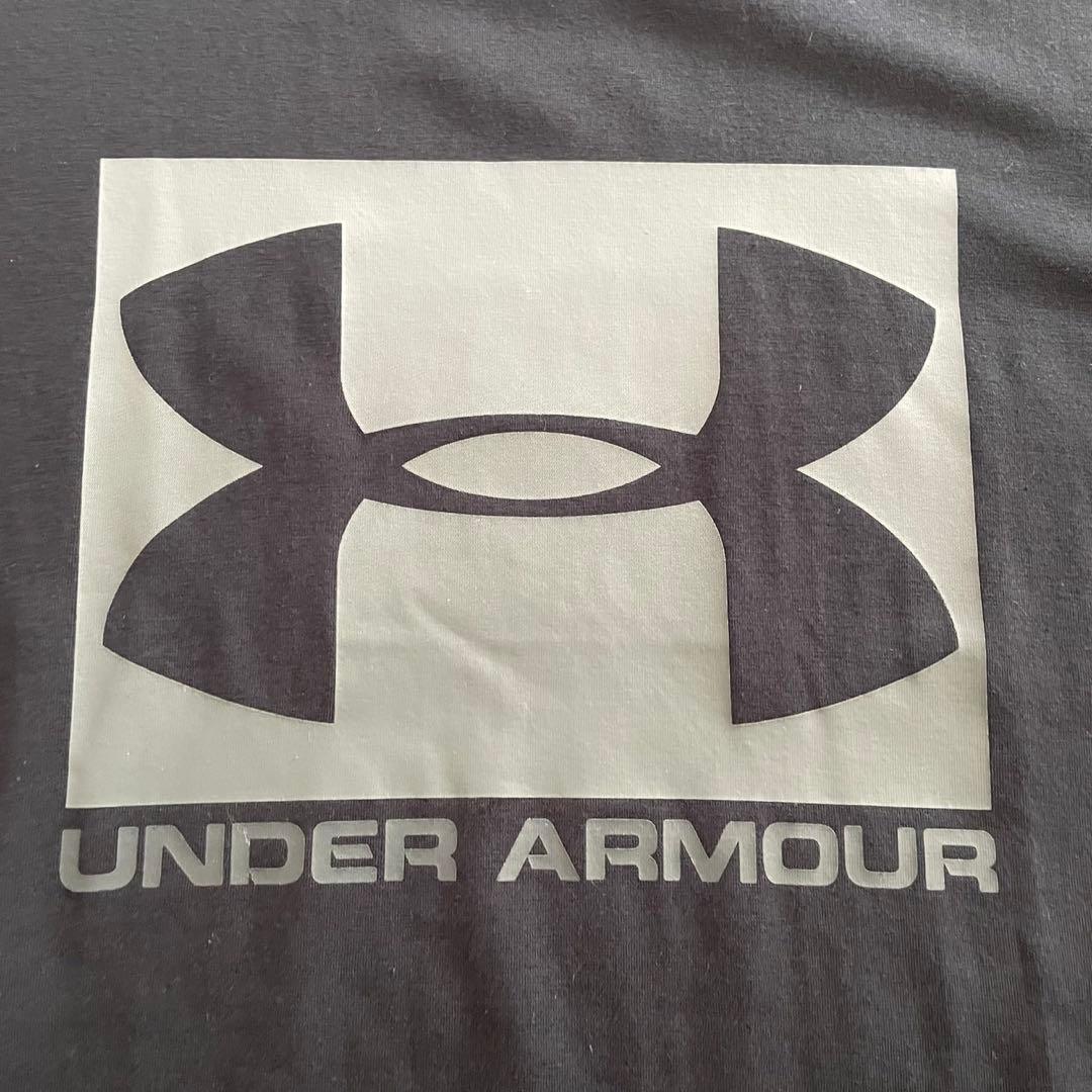 【美品】古着 UNDER ARMOUR 長袖Tシャツ Lサイズ ブラック