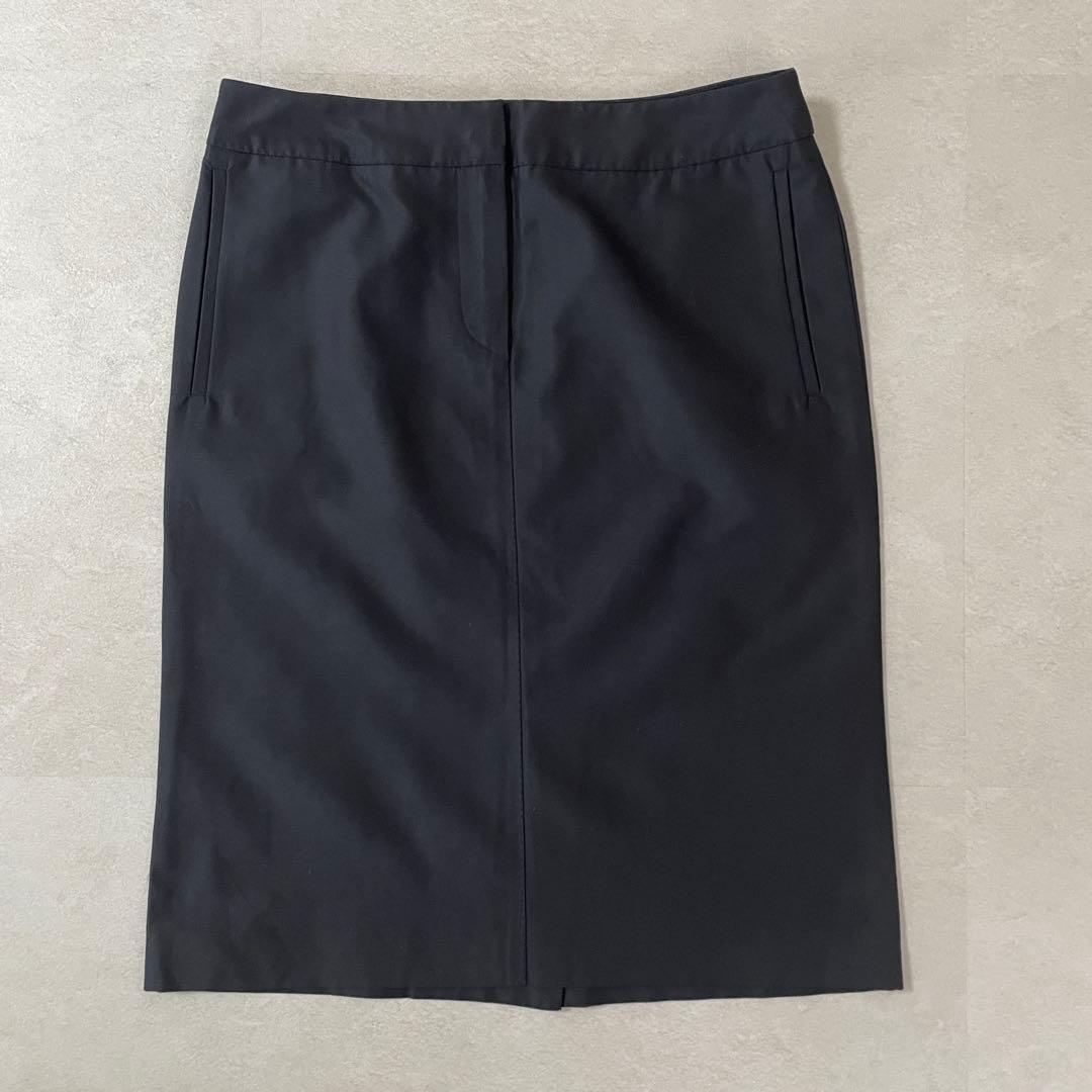 【美品】FENDI ひざ丈スカート イタリア製 サイズ40 ブラック 薄手