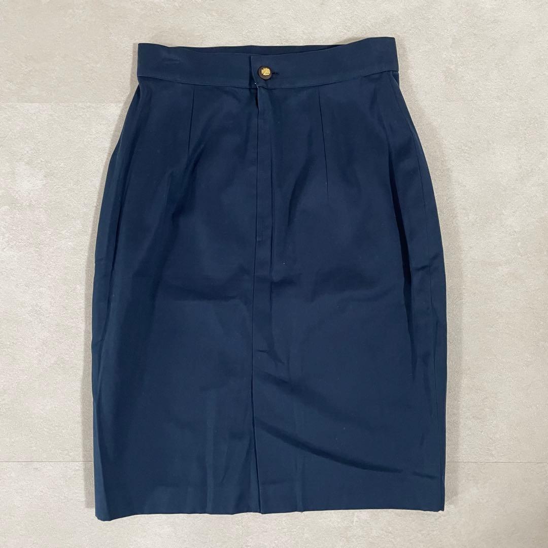 【美品】 FENDI 膝丈タイトスカート イタリア製 サイズ42 ネイビー