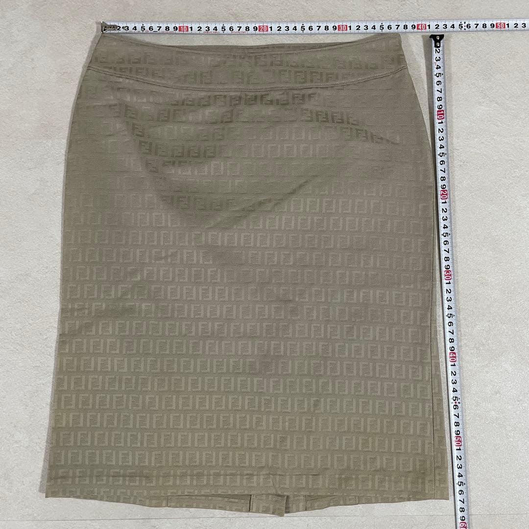 【美品】FENDI 膝丈タイトスカート ズッカ柄 イタリア製 42 ベージュ