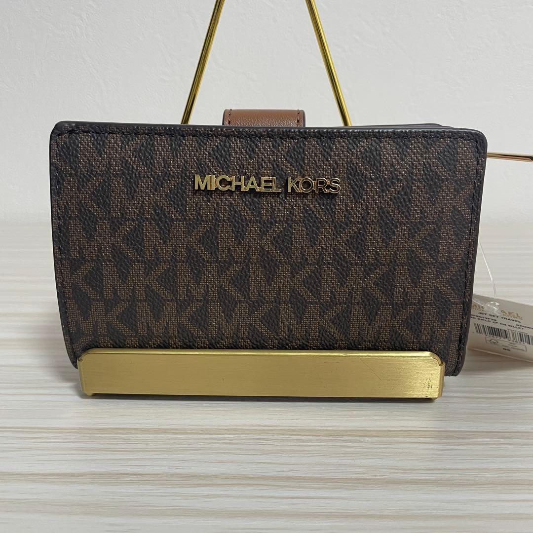 早い者勝ち！訳あり新品 MICHAEL KORS 二つ折り財布 シグネチャー柄（画像 2/12）