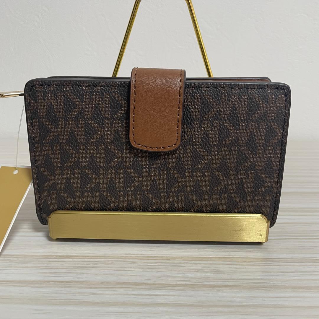 早い者勝ち！訳あり新品 MICHAEL KORS 二つ折り財布 シグネチャー柄（画像 3/12）